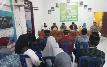 Lurah Pappa Tekankan Pendataan Tepat Sasaran dalam Rapat Kegiatan Pemuktahiran Data Penerima Manfaat