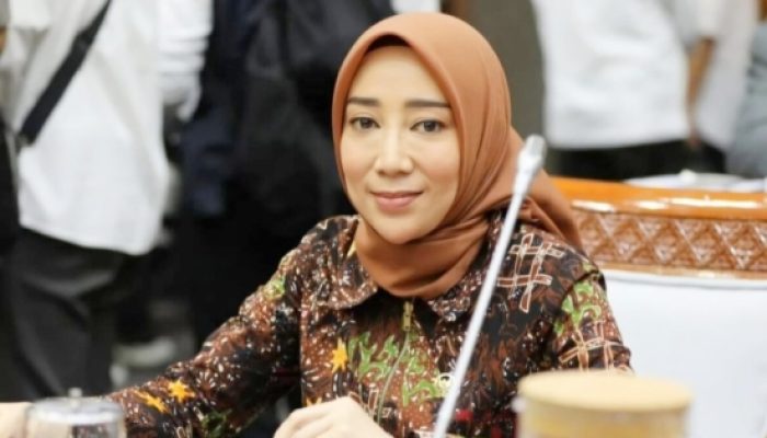 Anak Buah Prabowo Suarakan Kesejahteraan Guru Madrasah Swasta di DPR