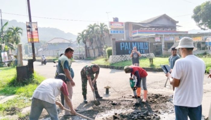 Koramil 2303/Pulomerak Karbak  Pembangunan Ruang Praktik SMKS ISM