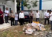 Polres Maros Saksikan Pemusnahan Logistik Persediaan Pasca Pemilu 2024 Oleh KPUD Maros