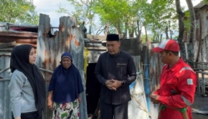 Wabup Takalar Bersama Ibu Dewan Provinsi Sul-Sel Bergerak Cepat Kunjungi Rumah Warga Cikoang yang Viral di Media Sosial