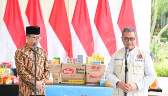 Menlu Sugiono Lepas 20 Ton Bantuan Diplomat Peduli 2025 untuk Korban Bencana di Sumatera