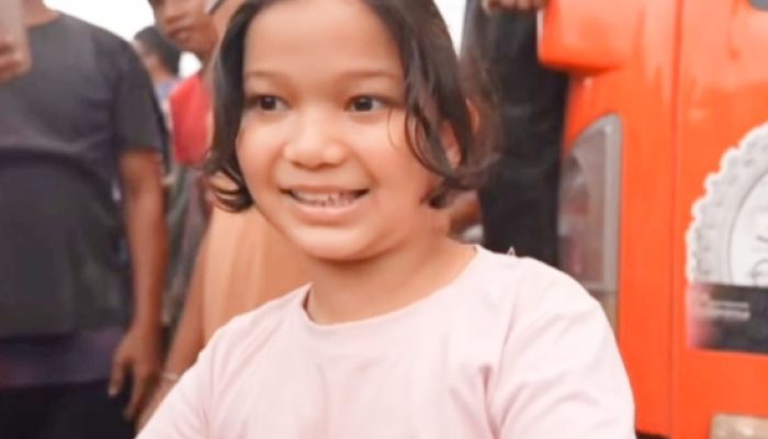 Anak-Anak Sambut Hangat Kunjungan Presiden Prabowo di Posko Pengungsian Aceh Tamiang