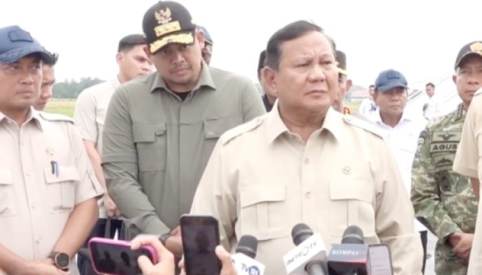 Prabowo Pastikan Pasokan Pangan Cukup di Lokasi Terdampak Bencana yang Terisolasi
