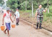 Koramil 2306/Mancak Gelar Karya Bakti, Wujudkan Lingkungan Bersih dan Dukung Pembangunan Musholla