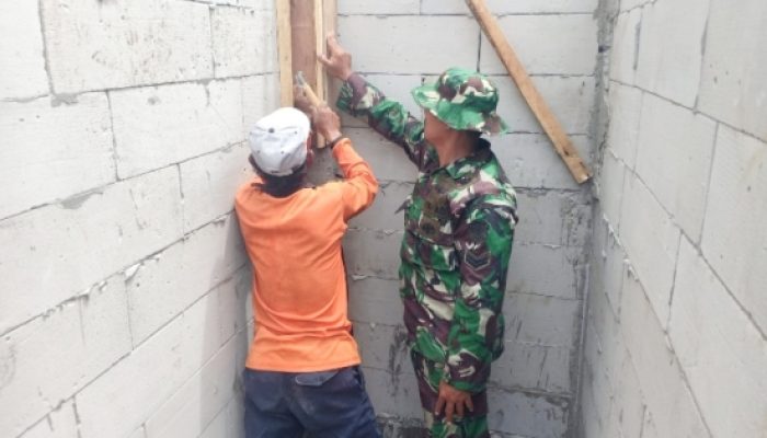 Babinsa Koramil 2304/Anyar Bersama Warga Gelar Karya Bakti Demi Lingkungan Bersih dan Kepedulian Sosial