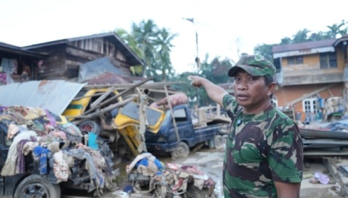 Cerita Personel TNI Sertu Giman saat Berenang Tembus Banjir Bandang Selamatkan Bayi 1 Bulan Pakai Baskom