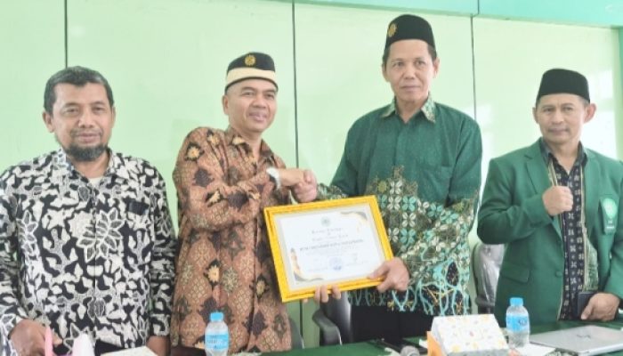 Belajar Tata Kelola AUM hingga Strategi PPDB, PDM Cilegon Sambangi PCM Cipondoh Tangerang