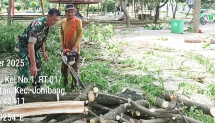 Babinsa Koramil 2301/Cilegon Gelar Karya Bakti Dukung Pembangunan Koperasi Merah Putih