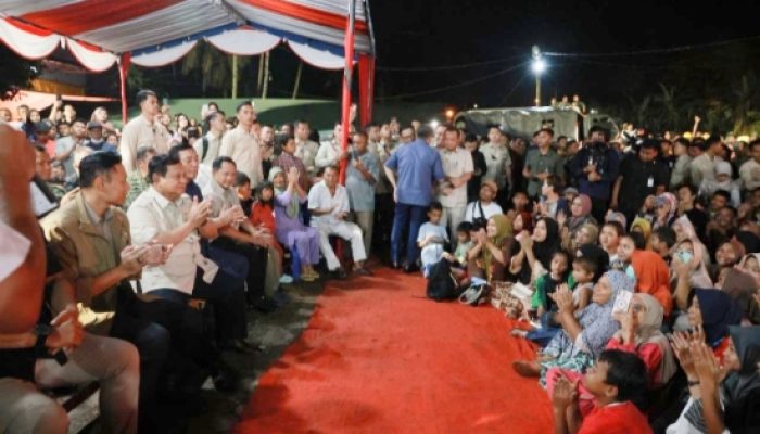 Pengungsi Senang Prabowo Rayakan Tahun Baru di Posko Batu Hula: Mudah-mudahan Terus Dibantu