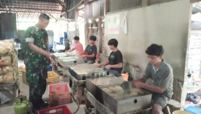Babinsa Koramil 2304/Anyar Dorong Ketahanan Ekonomi dan Pertanian Warga Lewat Bintahwil