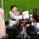 Kapolres Jeneponto Berikan Bantuan Seragam ke Ponpes, Sinergitas dengan Masyarakat Diperkuat