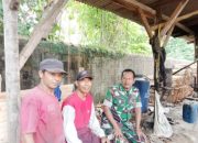 Babinsa Koramil 2305/Cinangka Gencarkan Komsos, Ajak Warga Jaga Kebersihan dan Keamanan Lingkungan