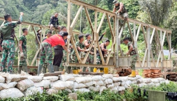 Percepat Pemulihan Aktivitas Masyarakat Terdampak Bencana, Pembangunan Jembatan Terus Dikebut