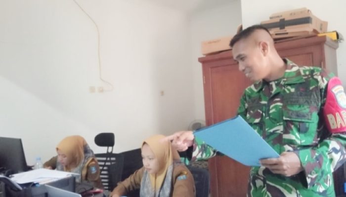 Babinsa Koramil 2304/Anyar Aktif Data Warga Belum Miliki Akta dan Belum Terima Bantuan