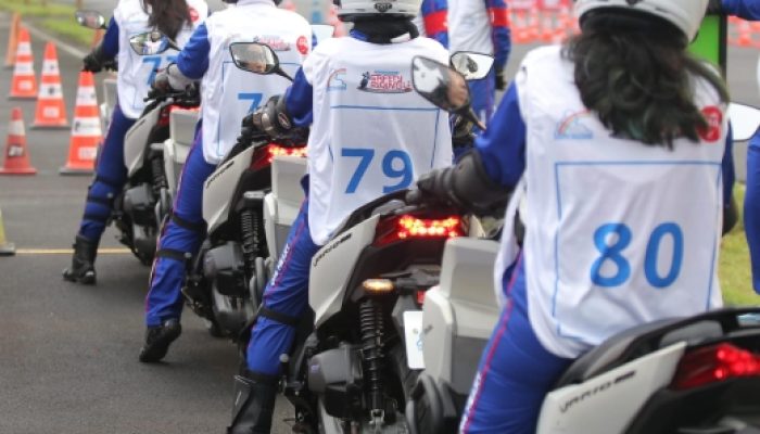 Cari Aman Honda Babel: Teknik Berhenti yang Benar Jaga Pengendara dari Risiko Terjatuh