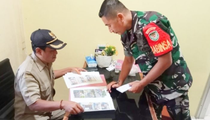 Babinsa Koramil Cilegon Dampingi Pendataan Warga Kurang Mampu Penerima BLT