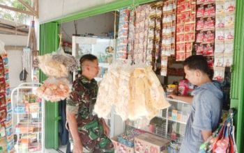 Babinsa Bojonegara Perkuat Puanter, Jaga Stabilitas Harga dan Pasokan Sembako