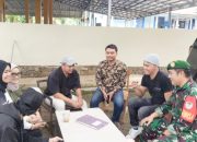 Babinsa Koramil 2303/Pulomerak Gencarkan Komsos, Bahas Persiapan Ramadhan dan Potensi Wilayah