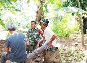 Babinsa Koramil 2305/Cinangka Intensifkan Komsos, Bahas Jembatan Sekolah dan Keamanan Lingkungan