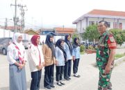 Babinsa Koramil 2301/Cilegon Tanamkan Wawasan Kebangsaan kepada Pelajar SMK YP 17