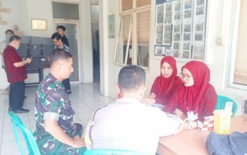 Babinsa Koramil 2301/Cilegon Intensifkan Komsos dan Pengamanan Jelang Ramadan di Dua Wilayah