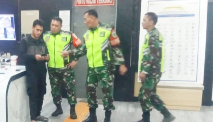 Babinsa Koramil 2301/Cilegon Bersama Aparat Gabungan Intensifkan Patroli, Jaga Kondusivitas Wilayah