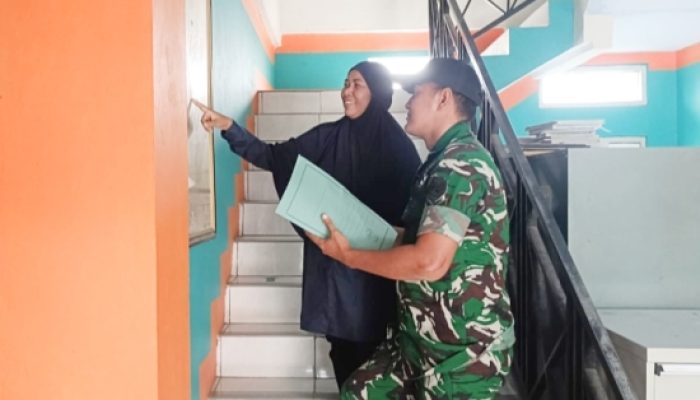 Babinsa Koramil 2303/Pulomerak Perkuat Pengamanan dan Data Teritorial di Wilayah Binaan