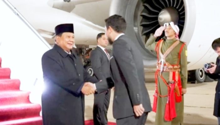 Prabowo Tiba di Yordania, Disambut Jet Tempur F-16 dan Putra Mahkota Kerajaan