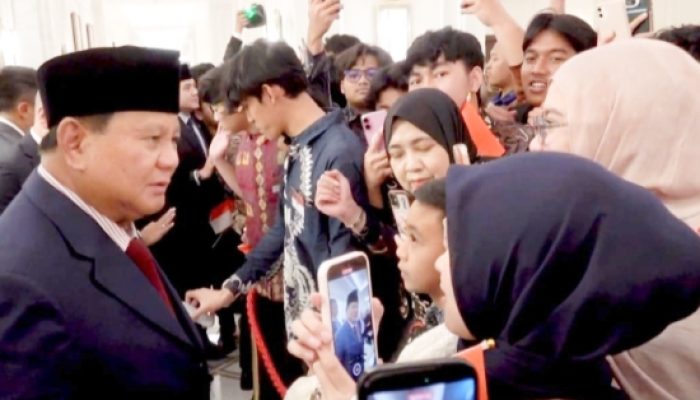Prabowo Disambut Mahasiswa Indonesia di Yordania: Sosok Karismatik dan Penuh Perjuangan