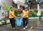 Polres Maros Gelar Bersih Bersih Lingkungan Dan Rumah Ibadah Dalam Gerakan Indonesia ASRI