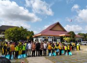 Sebanyak 478 petugas kebersihan menerima paket sembako dari Pemkot Pangkalpinang menjelang Idul Fitri