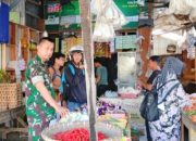 Babinsa Koramil 2305/Cinangka Pantau Pasar dan Stok Elpiji Jelang Ramadan, Pastikan Kebutuhan Warga Aman
