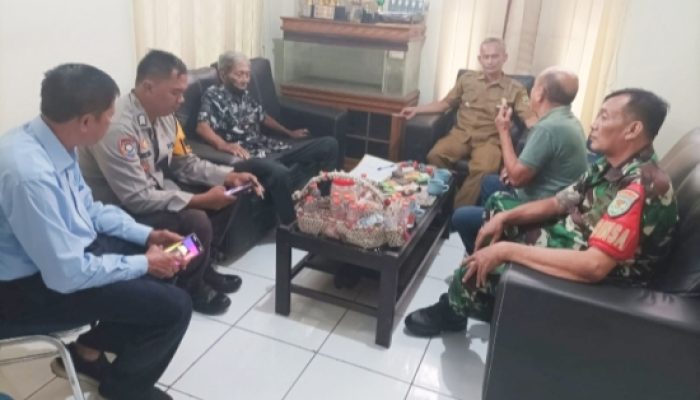 Babinsa Koramil 2301/Cilegon Gencarkan Komsos, Bahas Maraknya UMKM Tanpa Izin di Dua Kecamatan