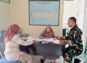 Babinsa Koramil 2306/Mancak Aktif Dampingi Pendataan Balita dan Poskamling di Dua Desa