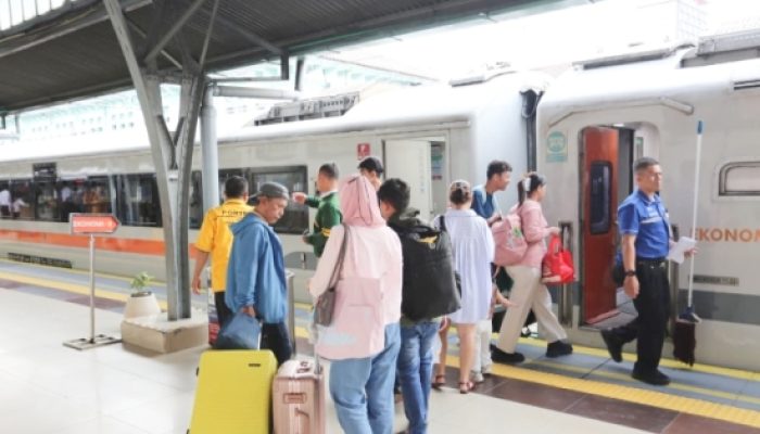 Siap-Siap War Tiket Kereta Murah Mudik Lebaran 2026, Mulai 16.30 WIB Sore Ini