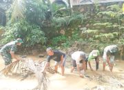 Babinsa Koramil 2302/Bojonegara Gencar Karya Bakti, Bersihkan Sungai dan Parit Bersama Warga