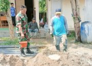 Babinsa Koramil 2303/Pulomerak Giat Karbak, Bantu Pembangunan Tanggul dan Sekolah di Cilegon