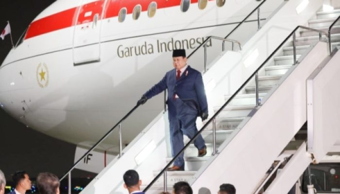 Tiba di Tokyo, Prabowo Disambut Pejabat Pemerintah Jepang di Haneda Airport