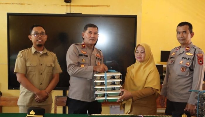 SPPG Kalabbirang Bantimurung Polres Maros Resmi Beroperasi, Salurkan Perdana Program Pemenuhan Gizi