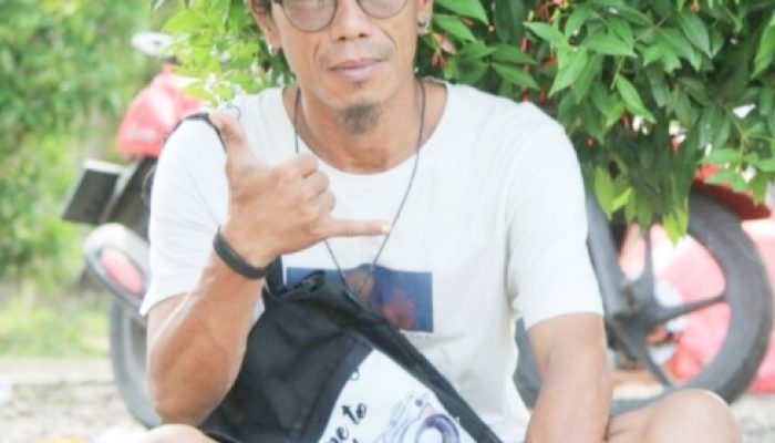 Dari Pengamen Jalanan ke Pendiri Yayasan : Kisah Inspiratif Ade Maftuhi Bangun Harapan Anak Negeri di Cilegon