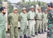 Babinsa Koramil 2307/Ciwandan Latih Linmas PBB Dasar untuk Perkuat Ketahanan Wilayah