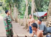 Babinsa Koramil 2305/Cinangka Intensifkan Komsos Bahas Kenakalan Remaja dan Bahaya Narkoba