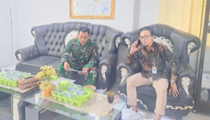 Babinsa Koramil 2301/Cilegon Intensifkan Komsos, Bahas Ketahanan Pangan hingga Baksos Wilayah