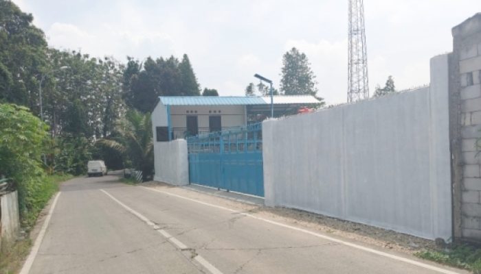 Diduga Belum Kantongi Izin Lingkungan, Bangunan Gudang di Perbatasan Cikande–Binuang Jadi Sorotan Warga