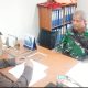 Babinsa Koramil Pulomerak Perkuat Kamtibmas Lewat Komsos di Wilayah Binaan