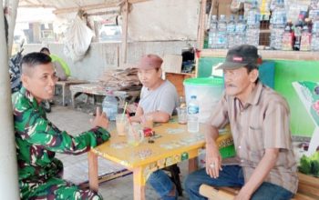 Babinsa Koramil 2304/Anyar Gencarkan Komsos, Perkuat Kamtibmas di Wilayah Binaan