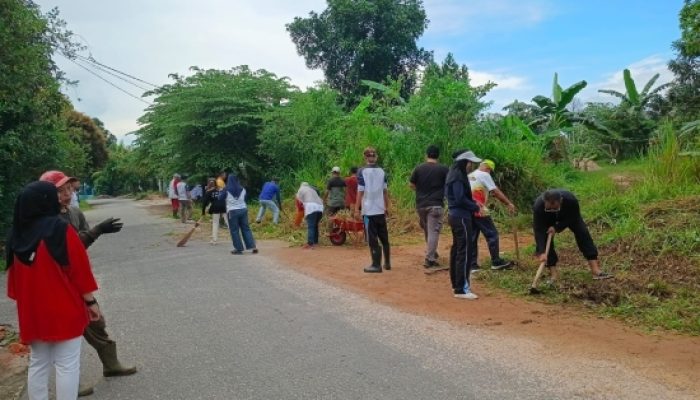 Giat Indonesia “Asri”  Kelurahan Taman  Bunga Perkuat Sinergi dan Semangat Gotong Royong