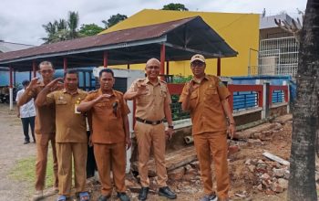 Gerak Cepat! Kadis Koperasi Takalar Evakuasi Pagar Roboh Libatkan DLH-Pertanahan