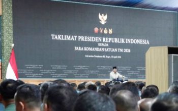 Prabowo Dorong Soliditas dan Kebersamaan Antar-Matra saat Taklimat Dansat TNI 2026